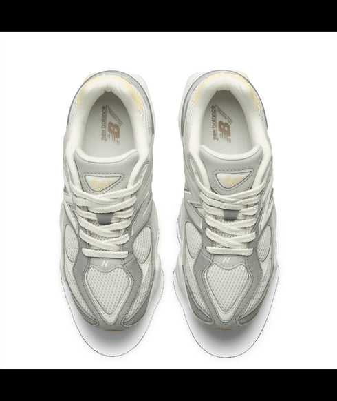 NEW BALANCE 9060 Kids Sneakers