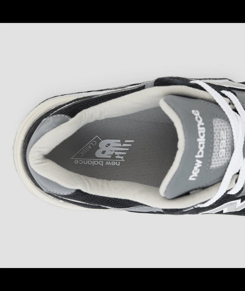 NEW BALANCE U992 MiUSA Unisex Sneakers