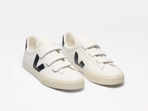 VEJA Recife Leather Womens Sneakers