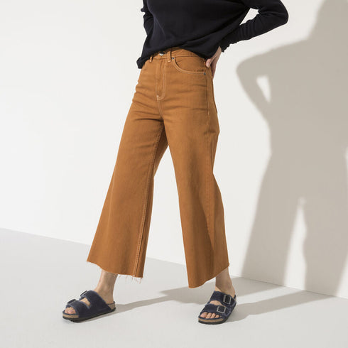 BIRKENSTOCK ARIZONA Womens Sandals - Womens Sandals