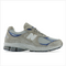 NEW BALANCE 2002R GORE-TEX® Mens Sneakers