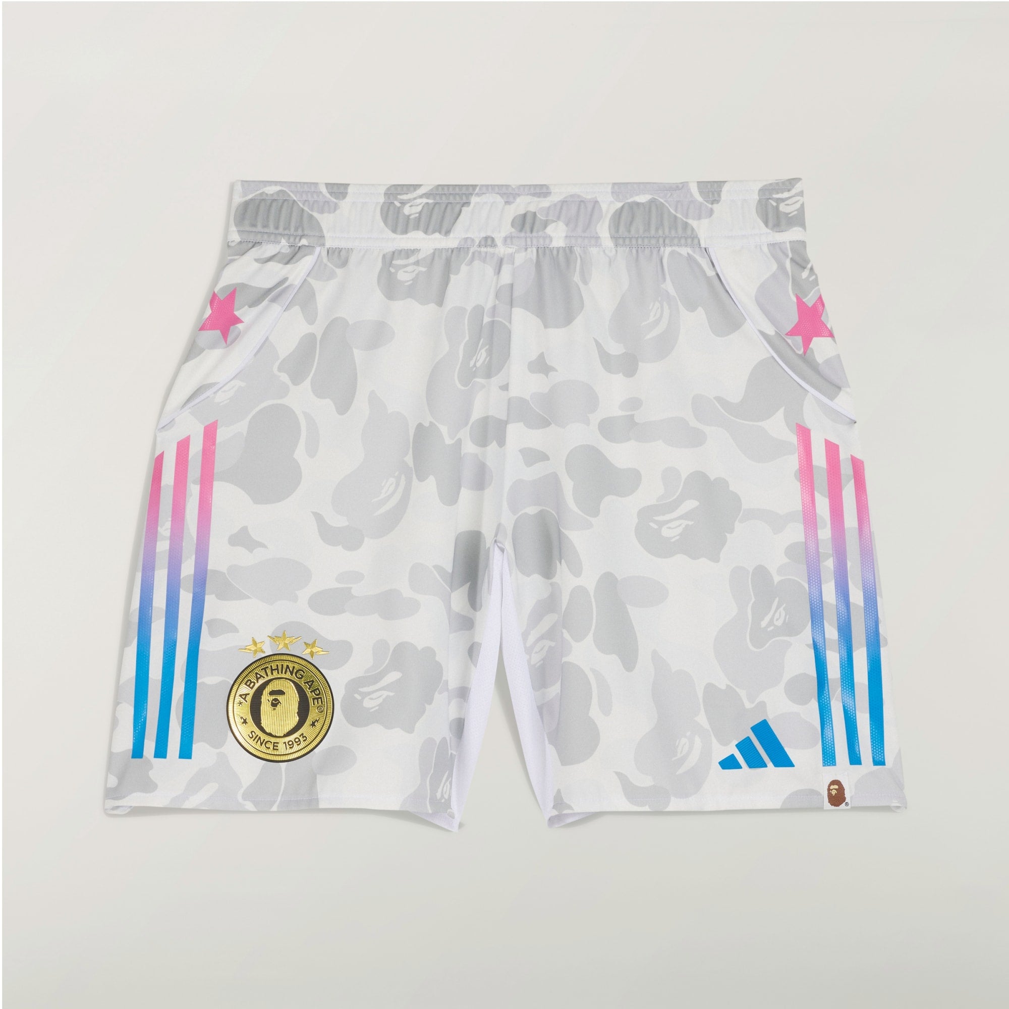 【 BAPE X ADIDAS 】FB SHORTS ベイプ　アディダス　L BAPE X ADIDAS - FB SHORTS MENS – eu.bape.com