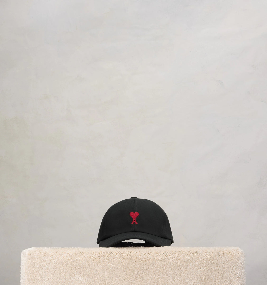 ami paris　AMI DE COEUR EMBROIDERY CAP 30650616_59714792_600.jpg