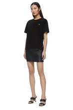 MOOSE KNUCKLES CLASSIC LOGO TEE Womens Apparel - WOMENS 