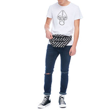 MOOSE KNUCKLES REGARDE MOI T-SHIRT Mens Apparel - MENS 